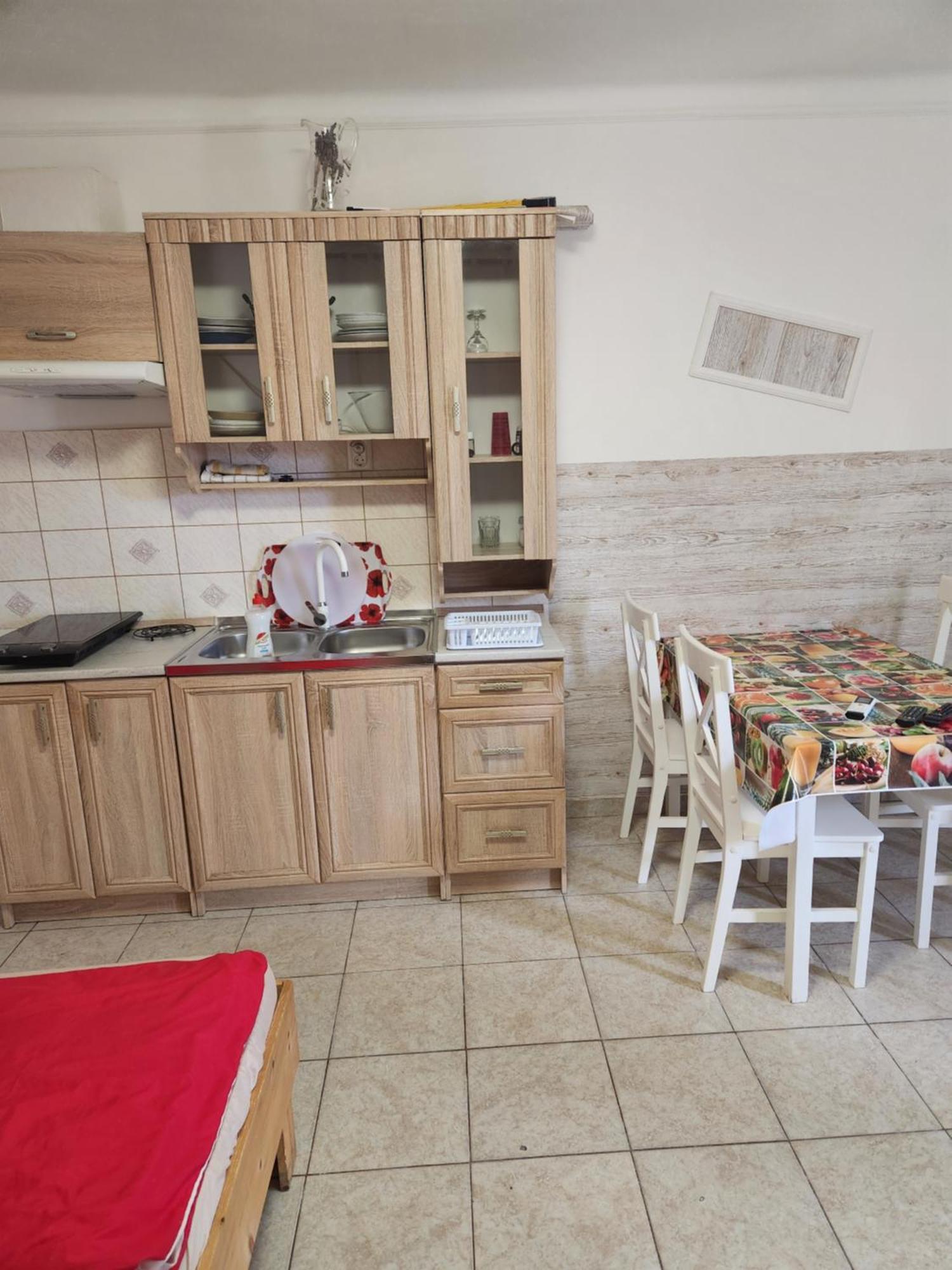 Orsi Apartman / Vendeghaz Kecskemet Ngoại thất bức ảnh